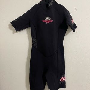 Womens size 8 wetsuit